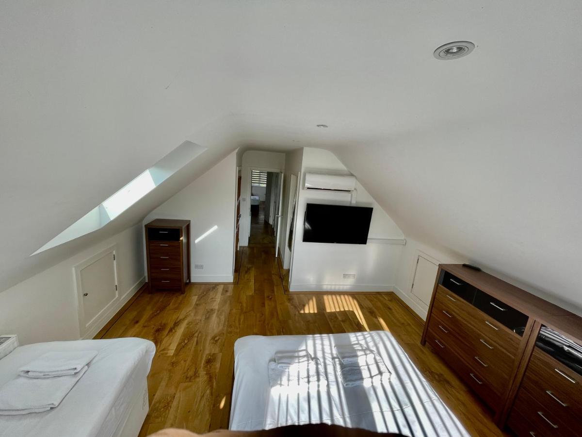 Four Corners Holiday Home Hot Tub & Sauna Ferndown Exterior foto